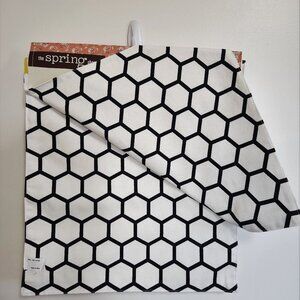 NWT Reversible Blue/White, Yellow/White Hexagonal Design Table Runner 16x72 inch